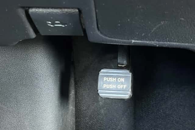Nissan Leaf (2021) thumbnail 35