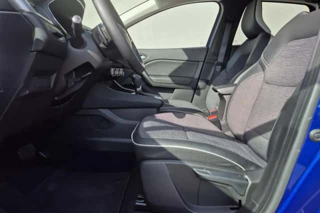 Renault Captur (2021) thumbnail 9