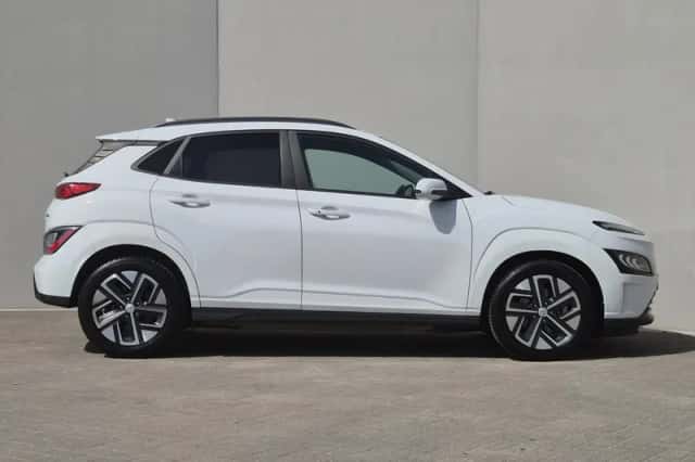 Hyundai Kona (2022) thumbnail 17