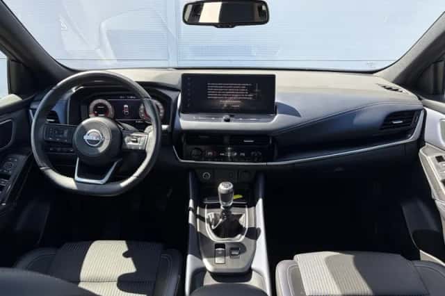 Nissan Qashqai (2023) thumbnail 2