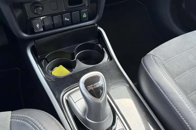 Mitsubishi Outlander (2021) thumbnail 28