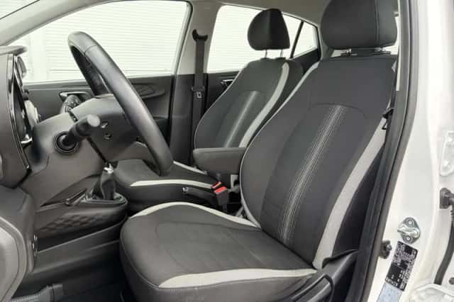 Hyundai i10 (2023) thumbnail 6