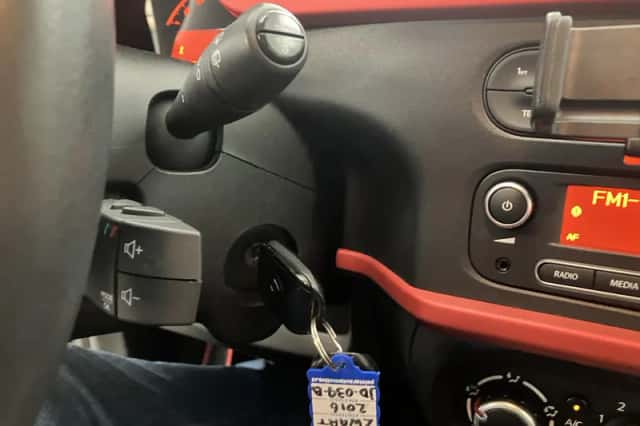 Renault Twingo (2016) thumbnail 13