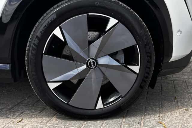 Nissan Ariya (2022) thumbnail 61