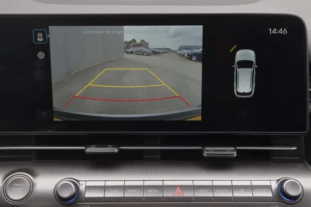 Hyundai Kona (2024) thumbnail 4