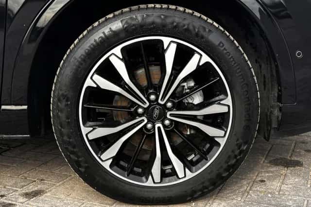 Ford Kuga (2023) thumbnail 51