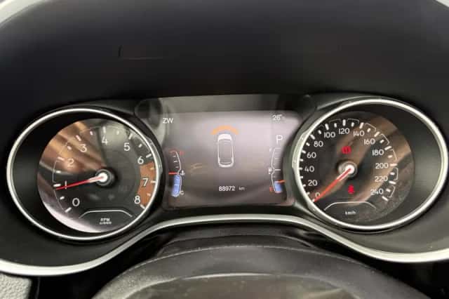 Jeep Compass (2019) thumbnail 14