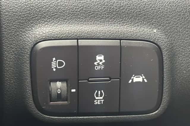 Hyundai i10 (2022) thumbnail 29