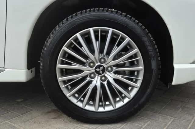 Mitsubishi Outlander (2021) thumbnail 41