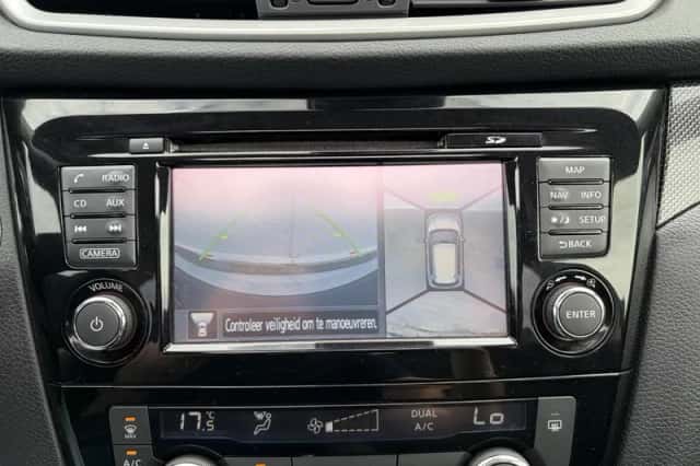 Nissan X-Trail (2017) thumbnail 23