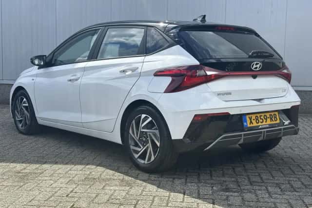 Hyundai i20 (2024) thumbnail 3