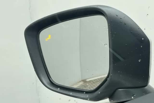 Mitsubishi Eclipse Cross (2025) thumbnail 37