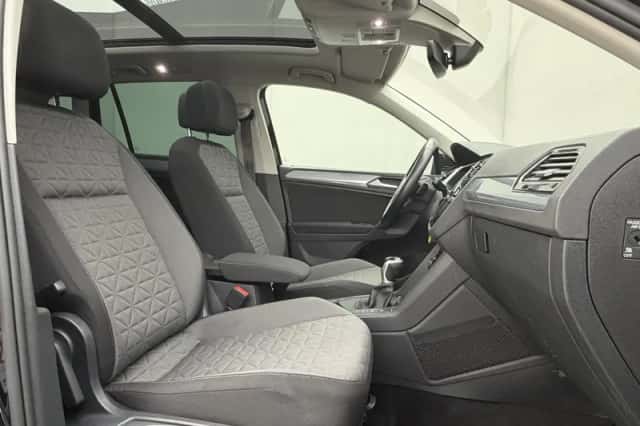 Volkswagen Tiguan (2022) thumbnail 49