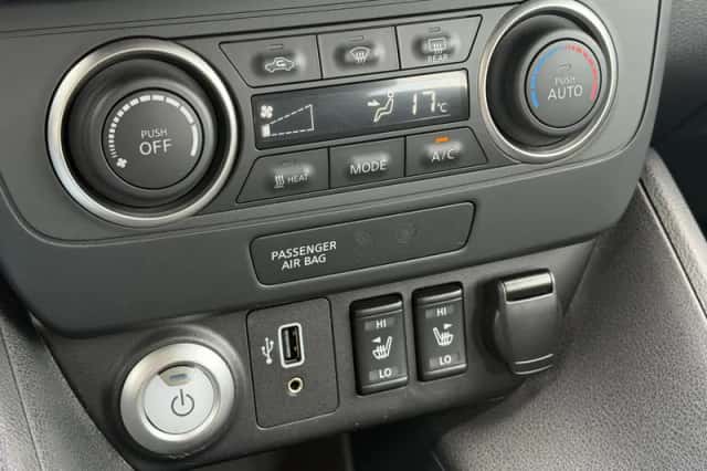 Nissan Leaf (2021) thumbnail 23