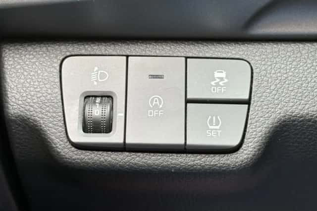 Kia Stonic (2024) thumbnail 31
