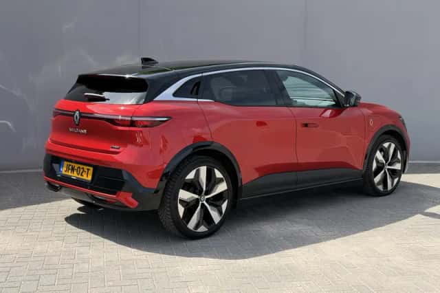 Renault Mégane E-Tech (2025) thumbnail 3