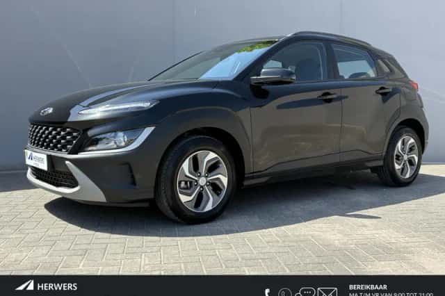 Hyundai Kona (2022) thumbnail 1