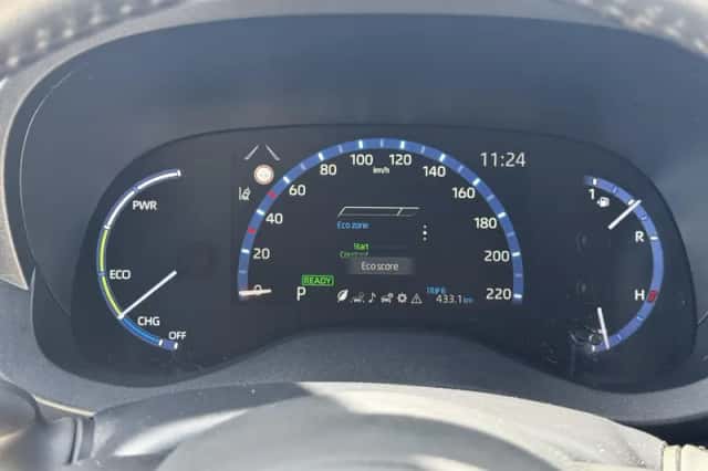 Toyota Yaris Cross (2022) thumbnail 2