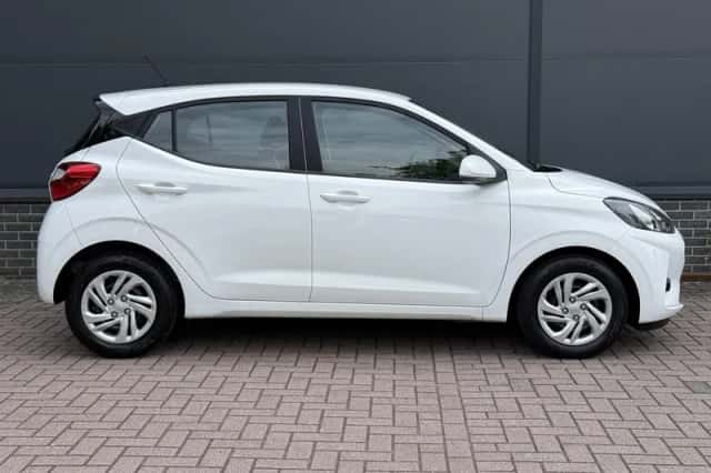 Hyundai i10 (2022) thumbnail 6