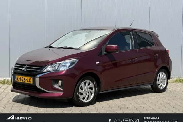 Mitsubishi Space Star (2021) thumbnail 1