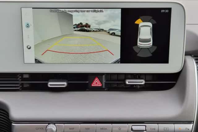 Hyundai Ioniq 5 (2022) thumbnail 5