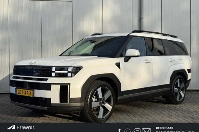 Hyundai Santa Fe (2025) thumbnail 1