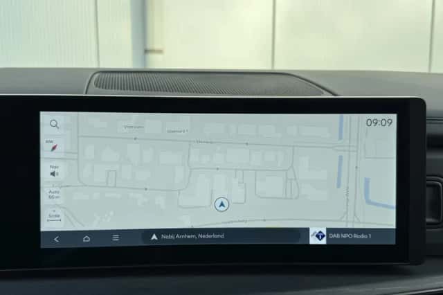 Hyundai Santa Fe (2025) thumbnail 4