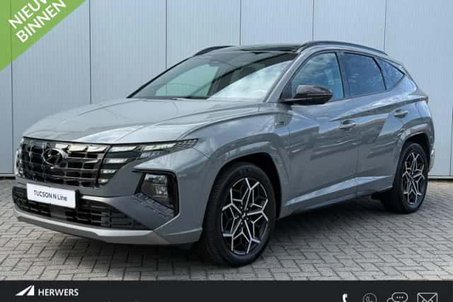 Hyundai Tucson (2022) thumbnail 1