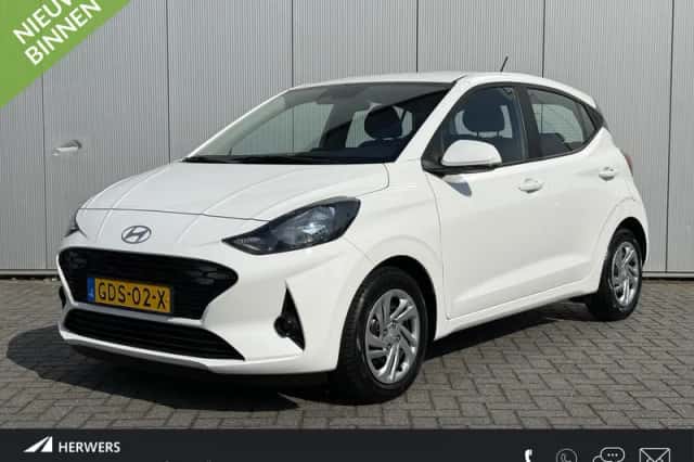 Hyundai i10 (2024) thumbnail 1