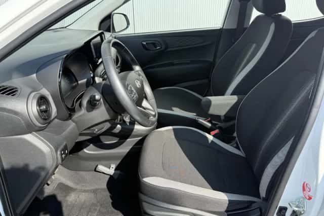 Hyundai i10 (2024) thumbnail 4