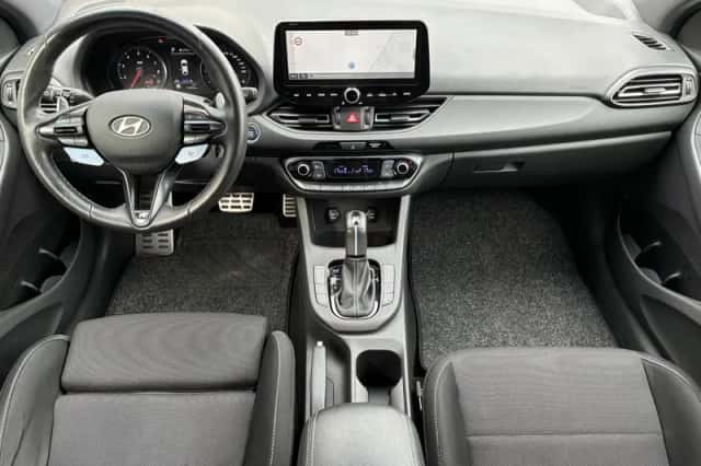 Hyundai i30 (2021) thumbnail 2