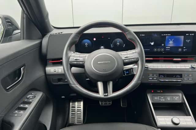 Hyundai Kona (2025) thumbnail 3