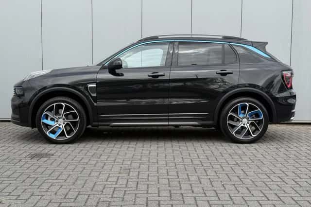 Lynk & Co 01 (2022) thumbnail 3