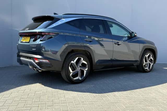 Hyundai Tucson (2021) thumbnail 3