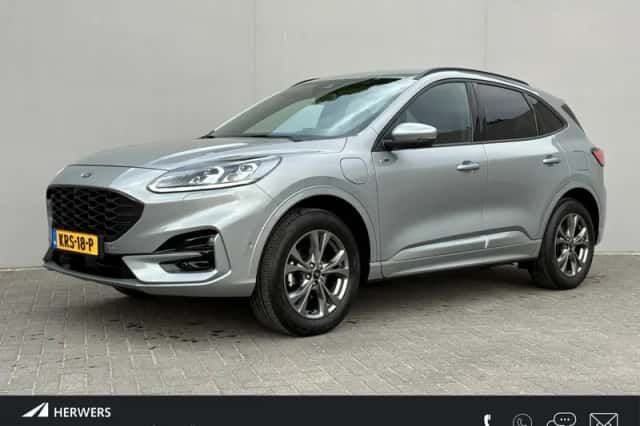 Ford Kuga (2023) thumbnail 1