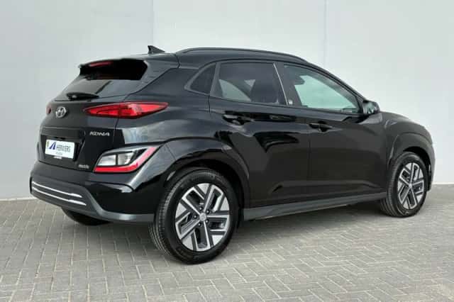 Hyundai Kona (2022) thumbnail 3