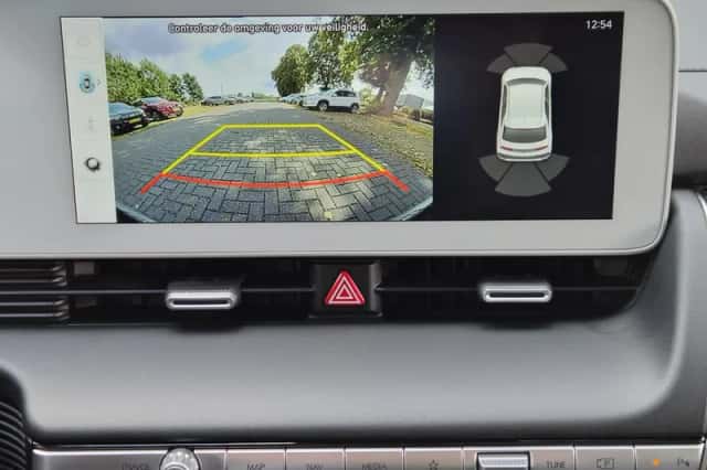 Hyundai Ioniq 5 (2023) thumbnail 6