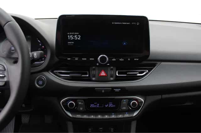 Hyundai i30 (2024) thumbnail 24