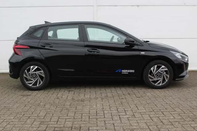 Hyundai i20 (2024) thumbnail 16