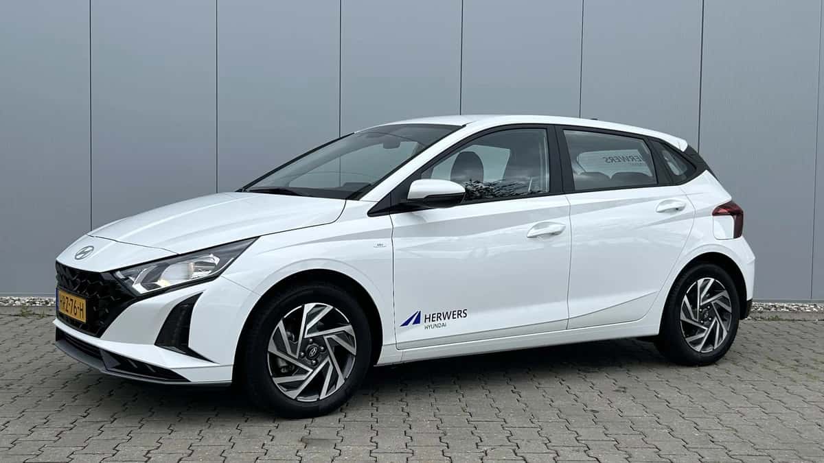 Hyundai i20 (2025) — foto 1