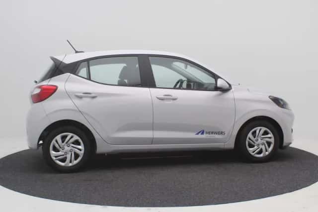 Hyundai i10 (2025) thumbnail 11