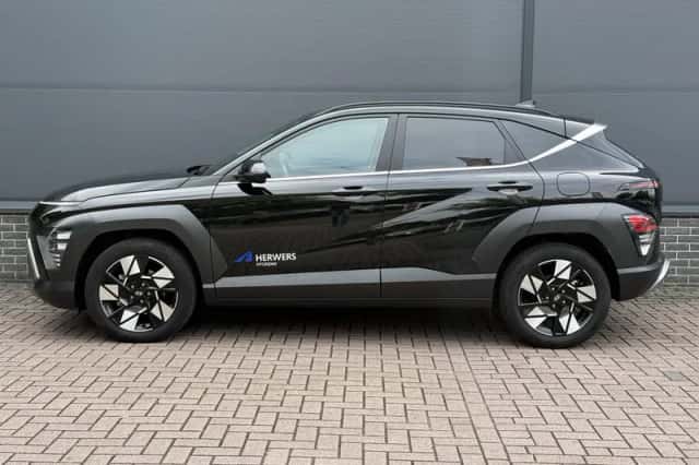 Hyundai Kona (2025) thumbnail 9