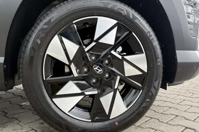 Hyundai Kona (2025) thumbnail 14