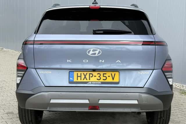 Hyundai Kona (2025) thumbnail 3
