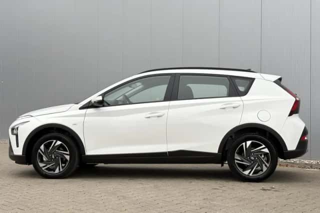 Hyundai Bayon (2024) thumbnail 8
