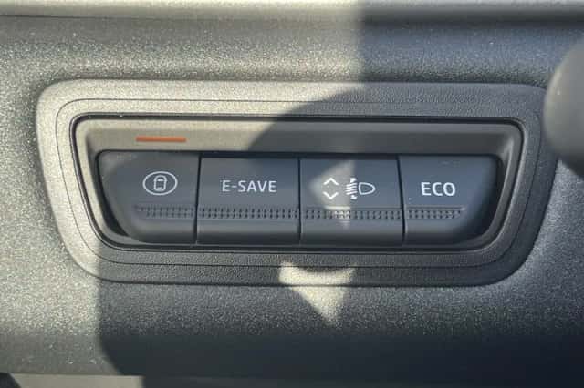 Mitsubishi ASX (2025) thumbnail 12
