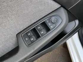 Renault Clio (2025) thumbnail 32