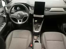 Renault Captur (2024) thumbnail 2