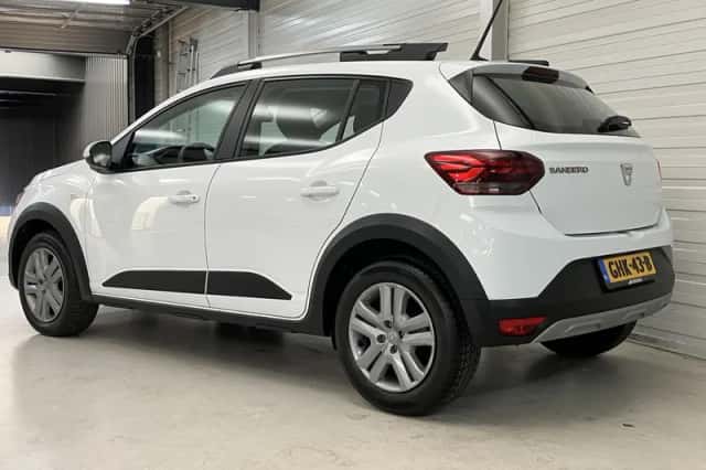 Dacia Sandero Stepway (2023) thumbnail 16