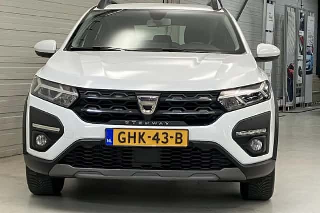 Dacia Sandero Stepway (2023) thumbnail 23